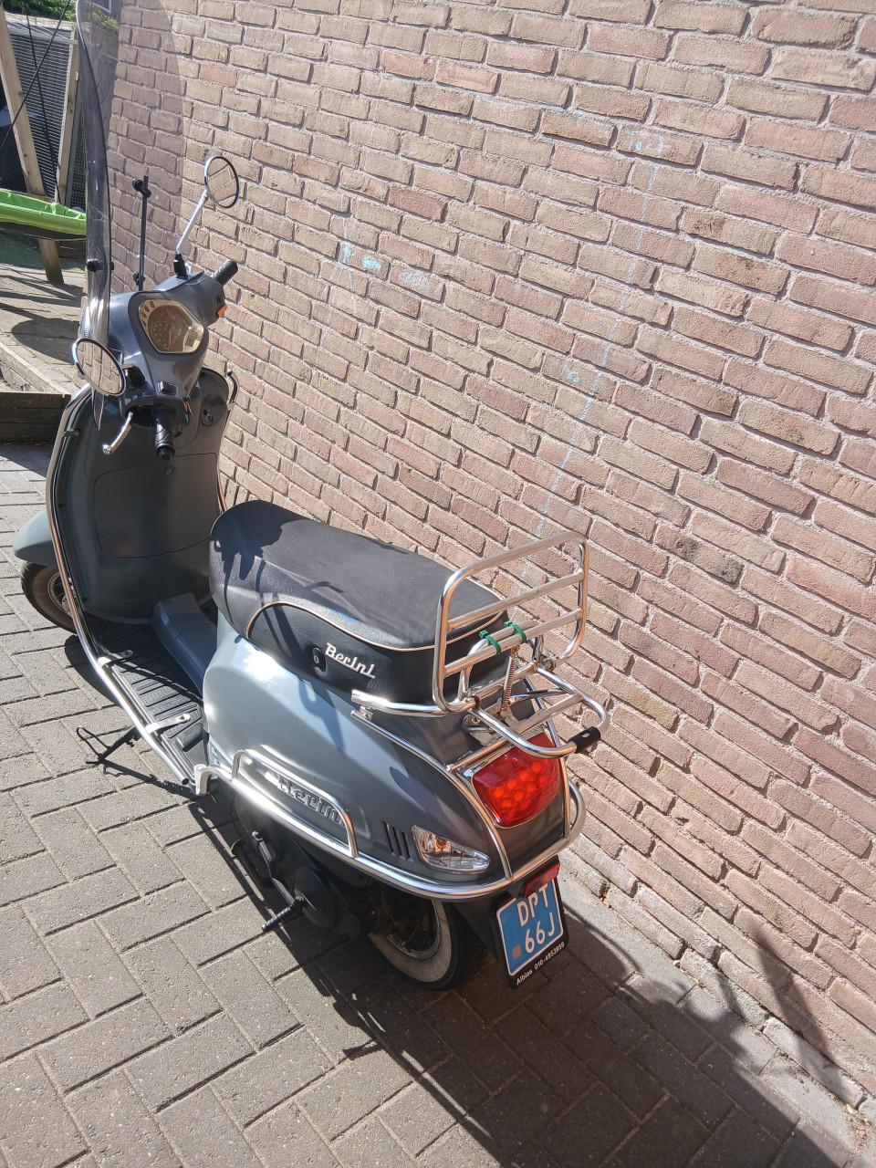 Snor scooter berini