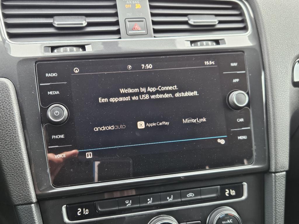 Volkswagen Golf 1.0 tsi comfortline | carplay | camera | trekhaak