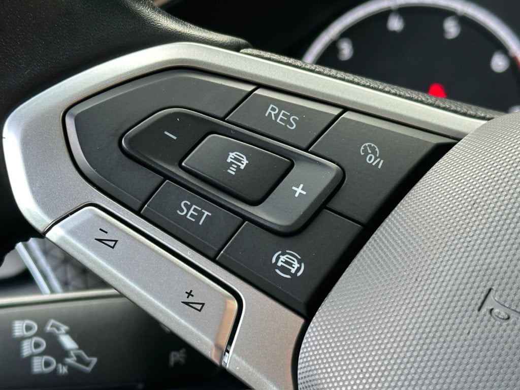 Volkswagen T-cross 1.0 tsi 110pk style | led | navi | carplay | adapt. crui