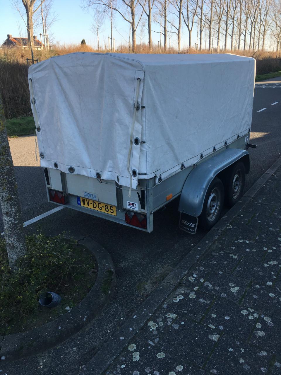 Aanhangwagen Saris 2000 kg.