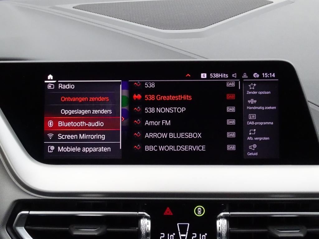 BMW 1 Serie 118i business edition | led | apple carplay/android auto