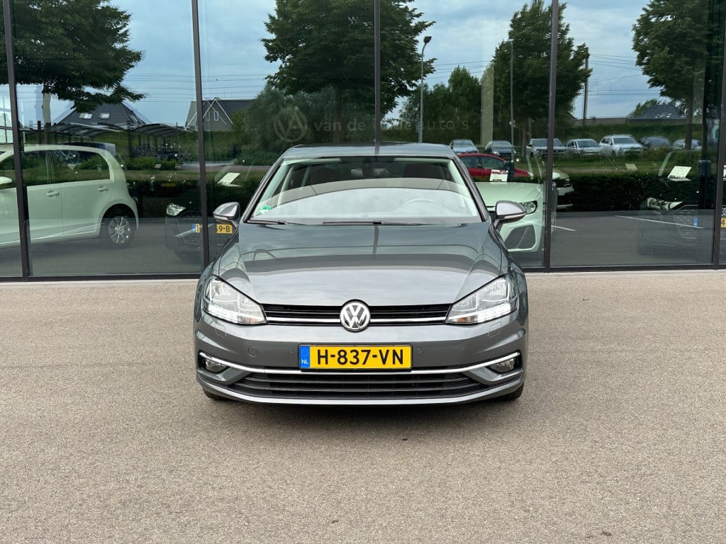 Volkswagen Golf 1.5 tsi 150pk dsg highline | camera | virtual cockpit | tre