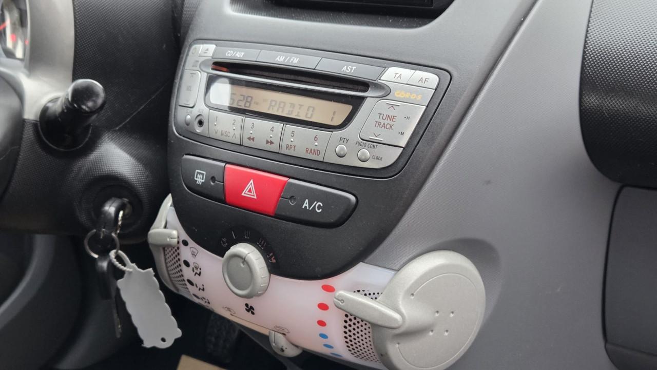 Toyota Aygo 1.0-12V Airco Comfort Navigator | 2012 | NAP | 5-Deurs | Airco
