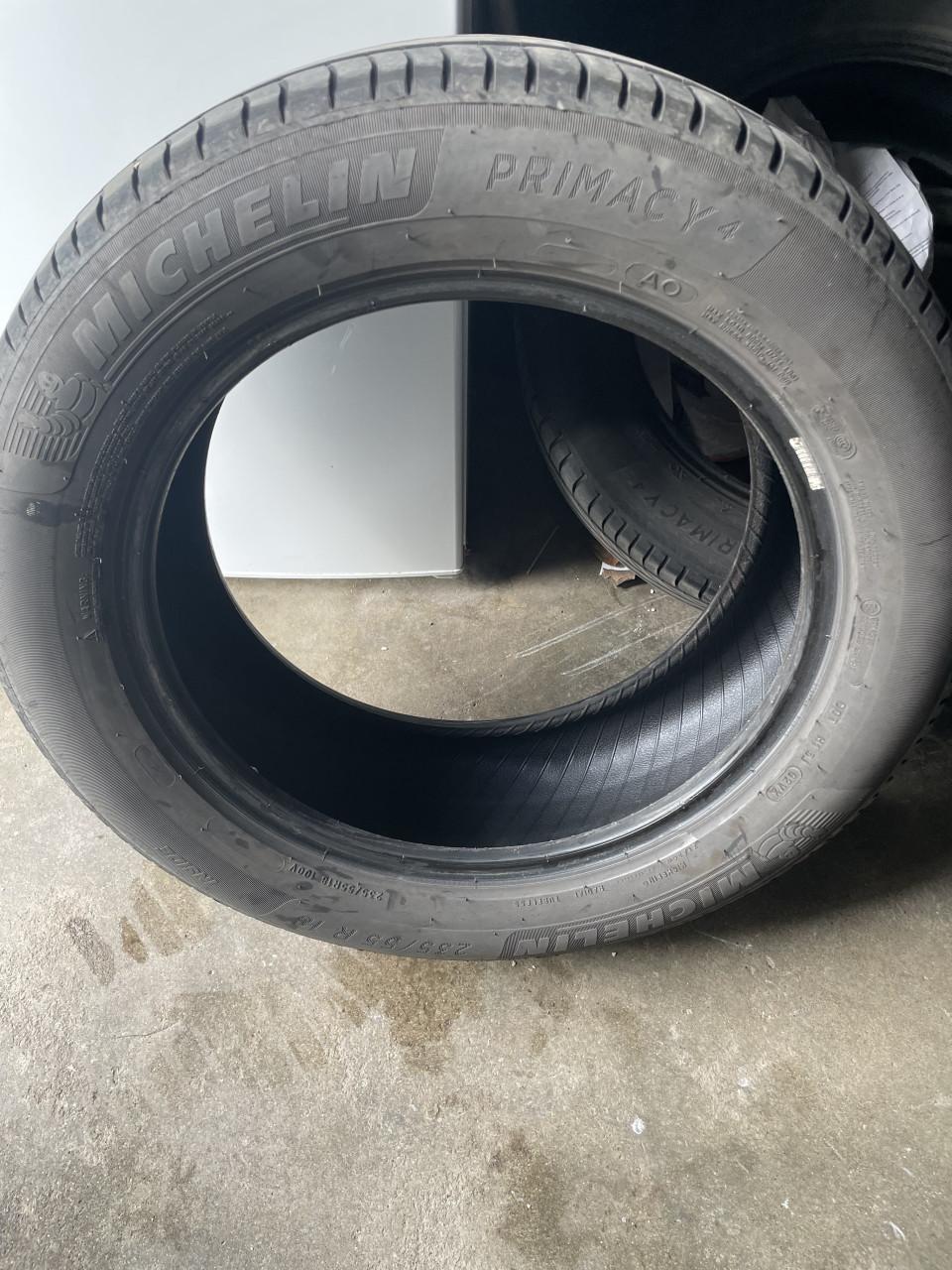 Banden Michelin 235/55/18