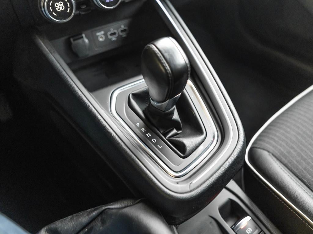 Renault Clio 1.0 tce 90pk intens automaat | navigatie | 360 camera | park. 