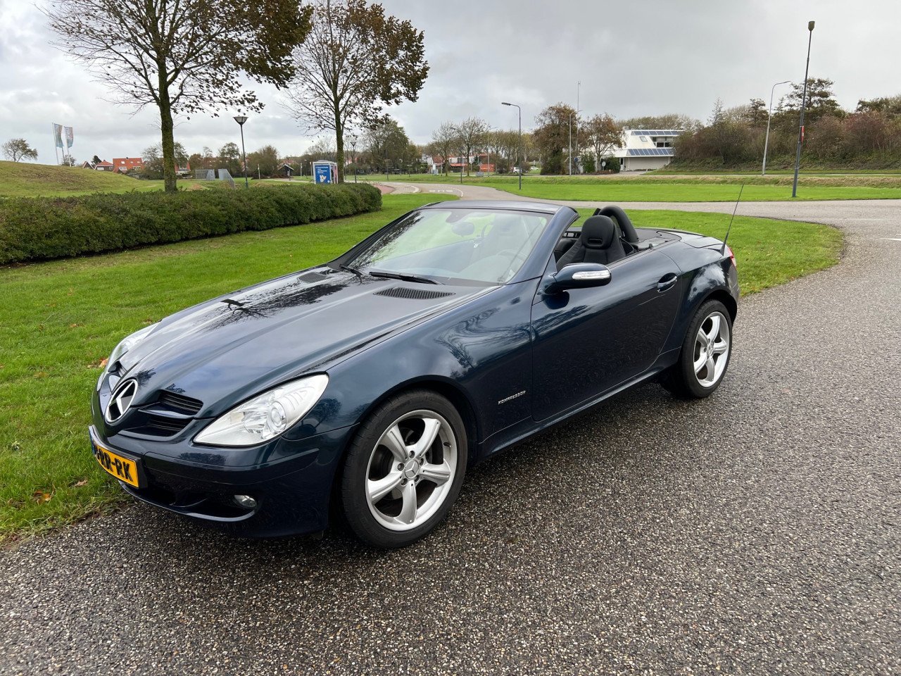 Unieke Mercedes SLK 2.0L uit 2005 met slechts 55.000 km!!