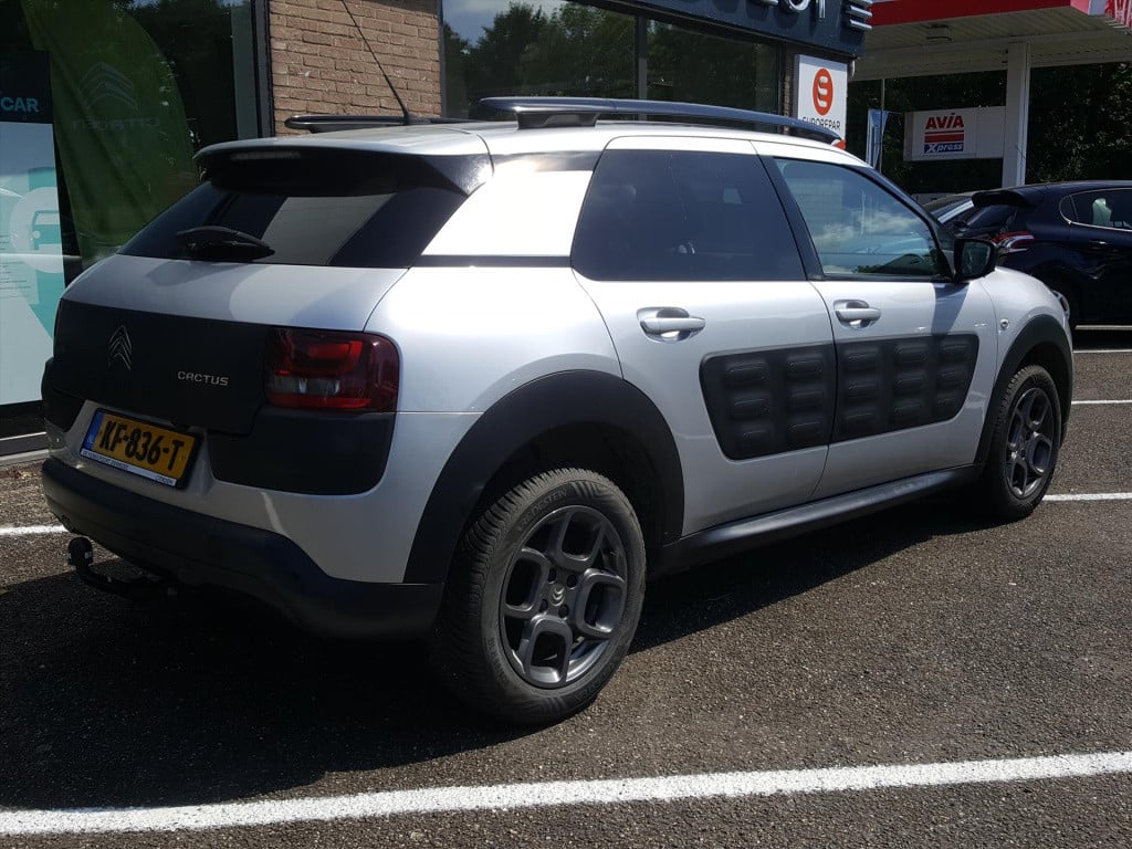 Citroen C4 Cactus vti 82pk airdream shine etg5 automaat navigatie | trekhaa