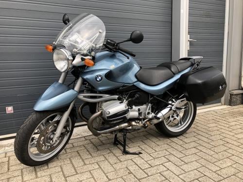 Keurige BMW R1150R uit 2002 met 87 dkm, kofferset, ABS, windscherm €2695,-
