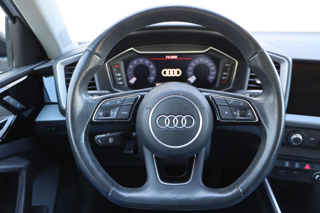 Audi A1 citycarver 25 tfsi epic 95pk