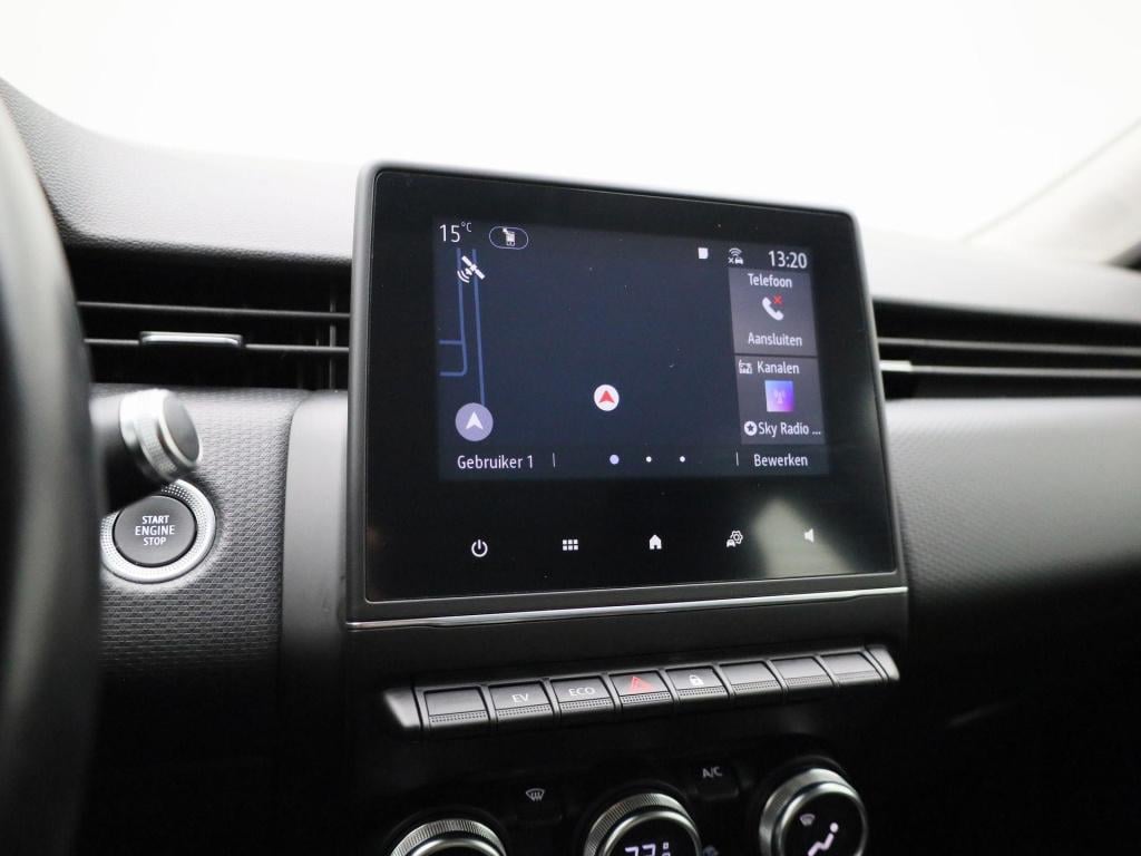 Renault Clio 1.6 e-tech hybrid 140 zen | automaat | parkeer sensoren | navi