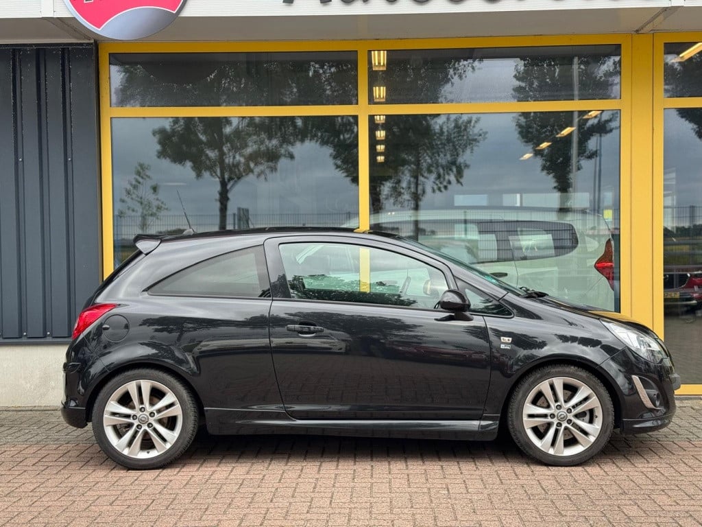 Opel Corsa 1.6-16v t color edit