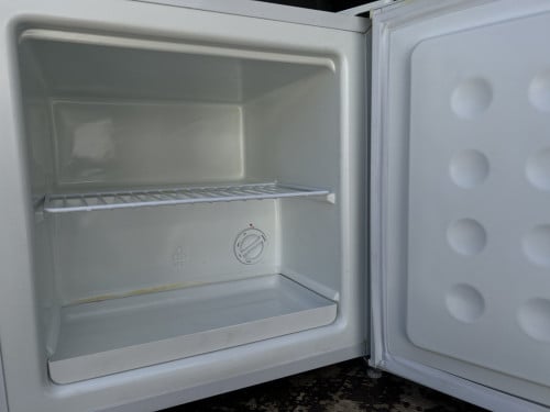 Camping mini tafelmodel Vriezer energieklasse A++ 32 liter als nieuw