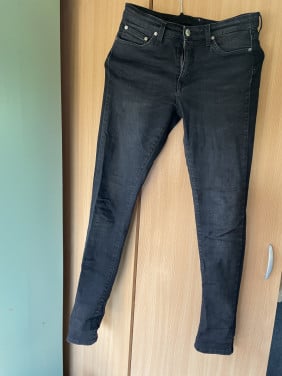GANT spijkerbroek 9,95