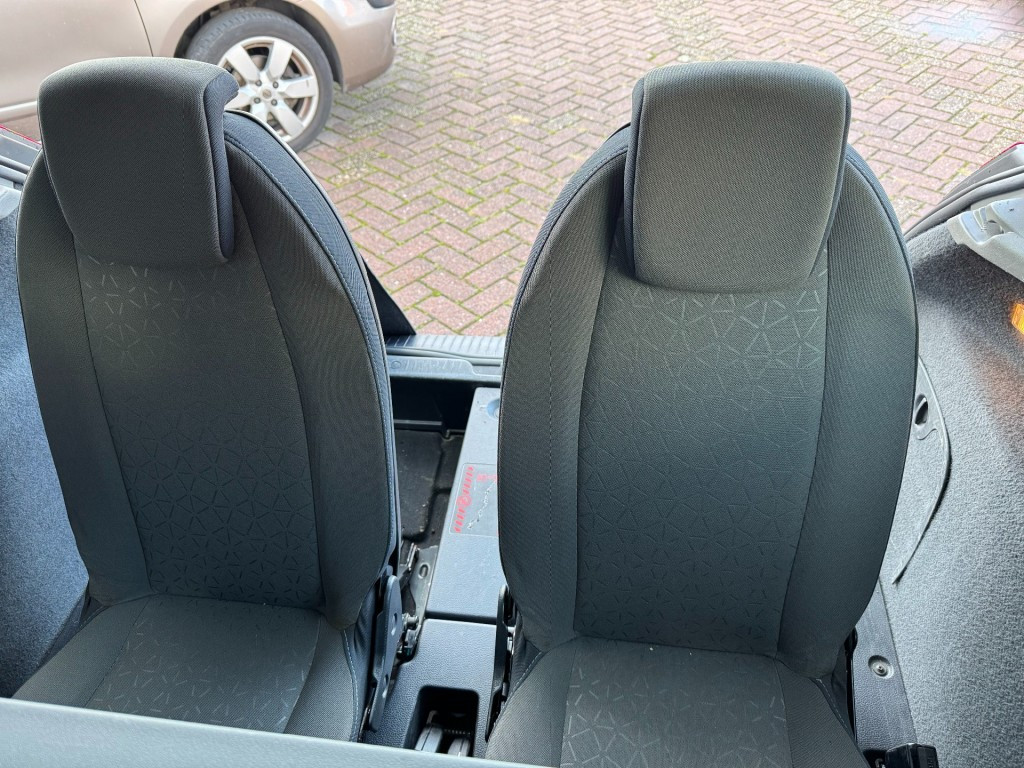 Renault Scenic 2.0 - 16v business line 7 persoons