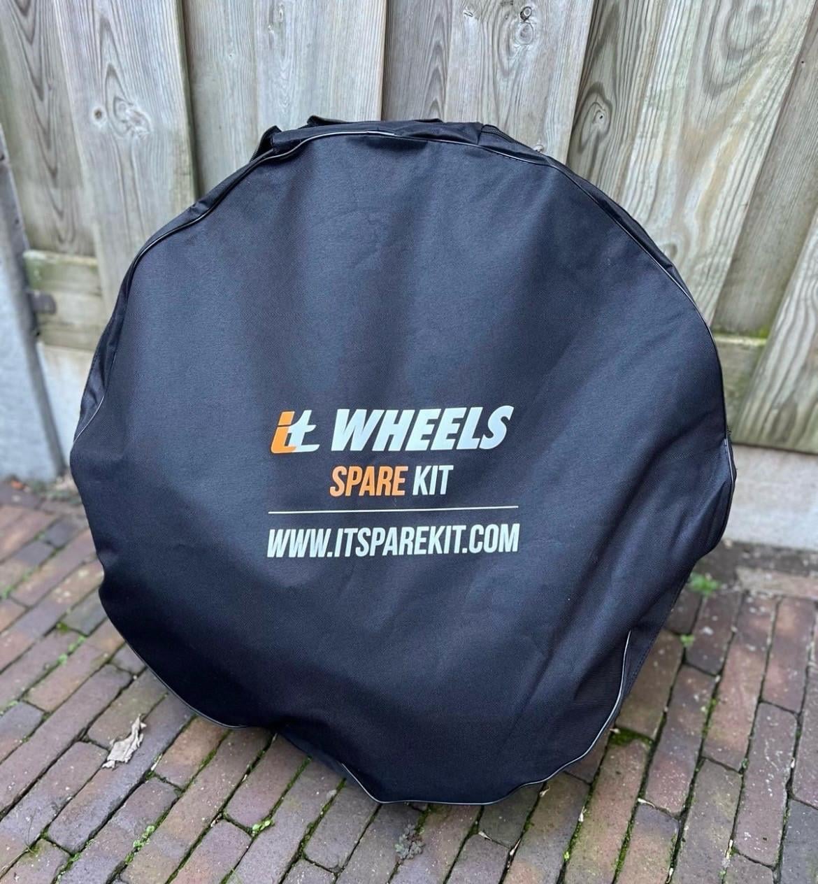 VAG Thuiskomer/ reservewiel set nieuw