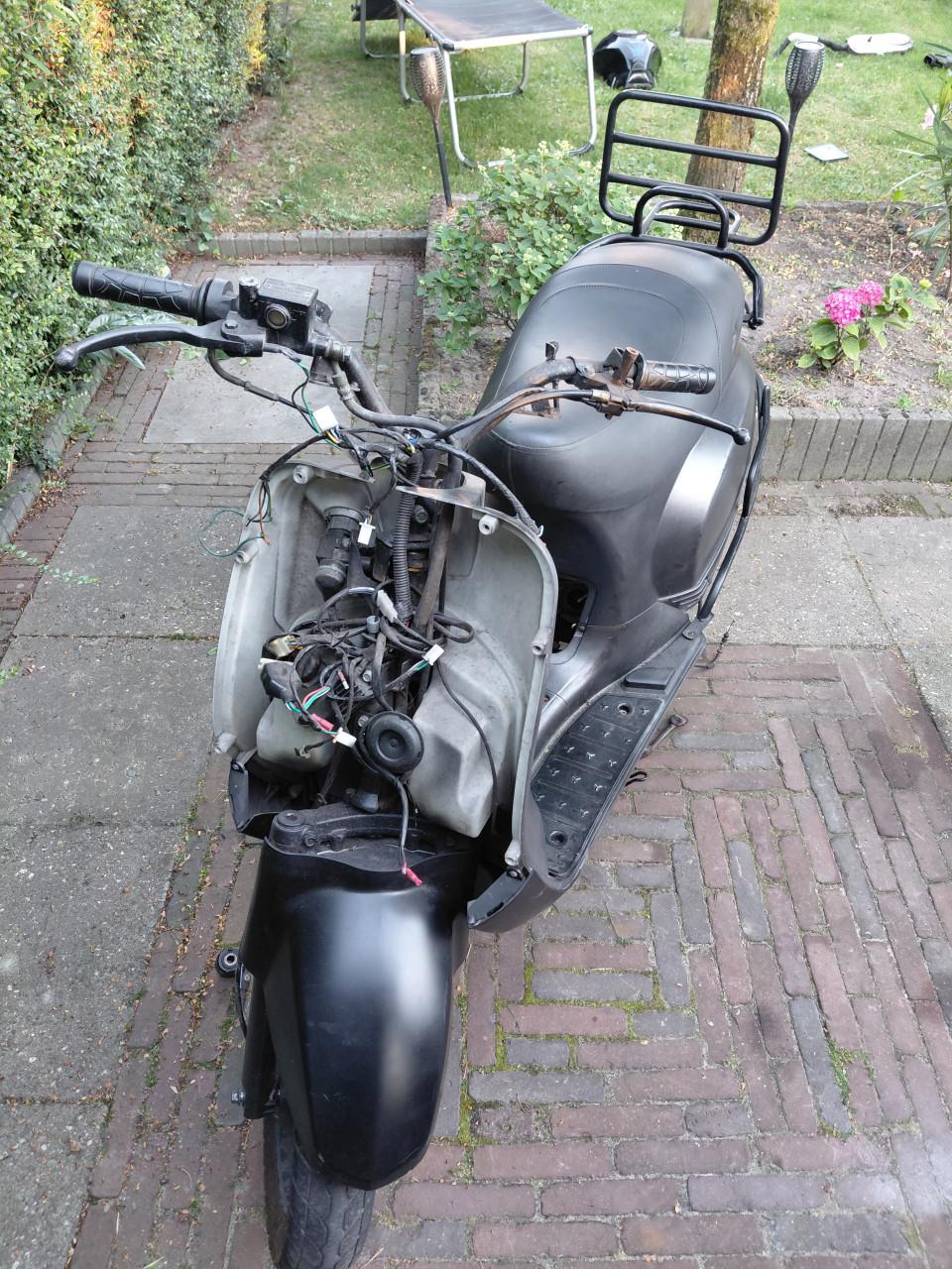 La souris voor onderdelen zonder kenteken