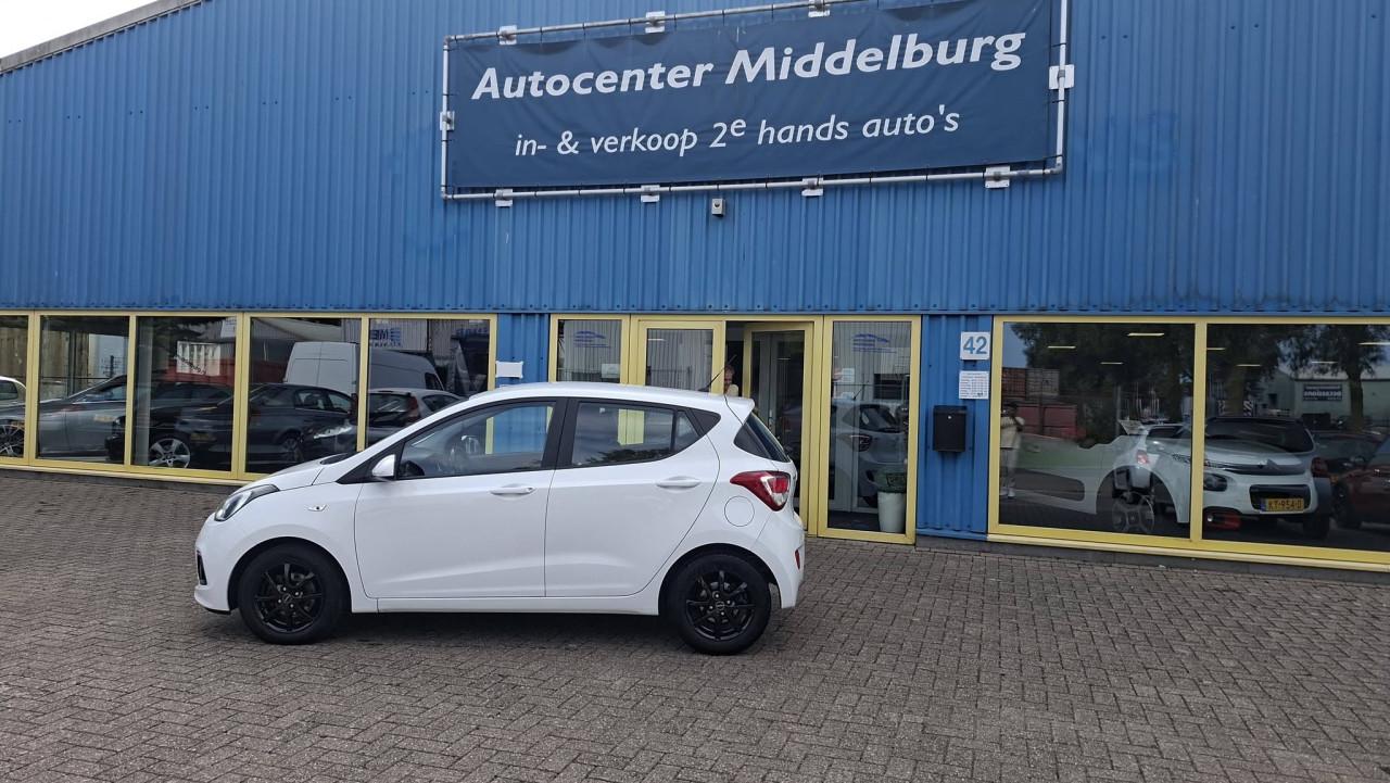 Hyundai I10 1.0i i-motion comfort 5 deurs bj:2015 airco lm-velgen