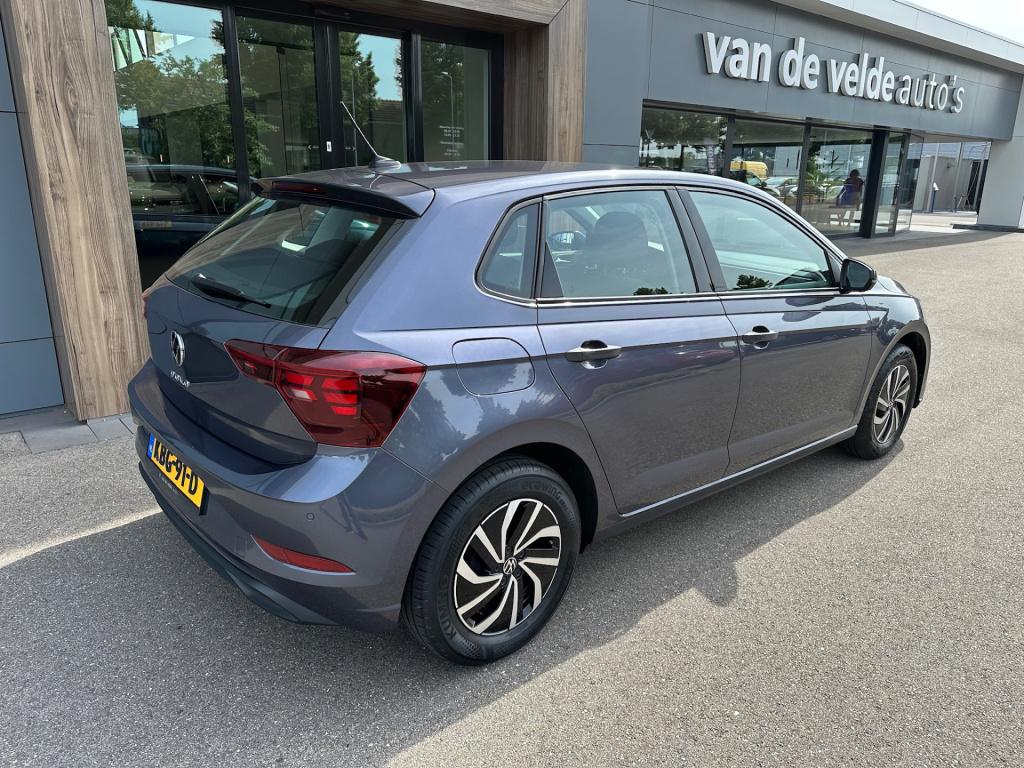 Volkswagen Polo 1.0 tsi life 95pk | carplay | navi | parkeersensoren | lich