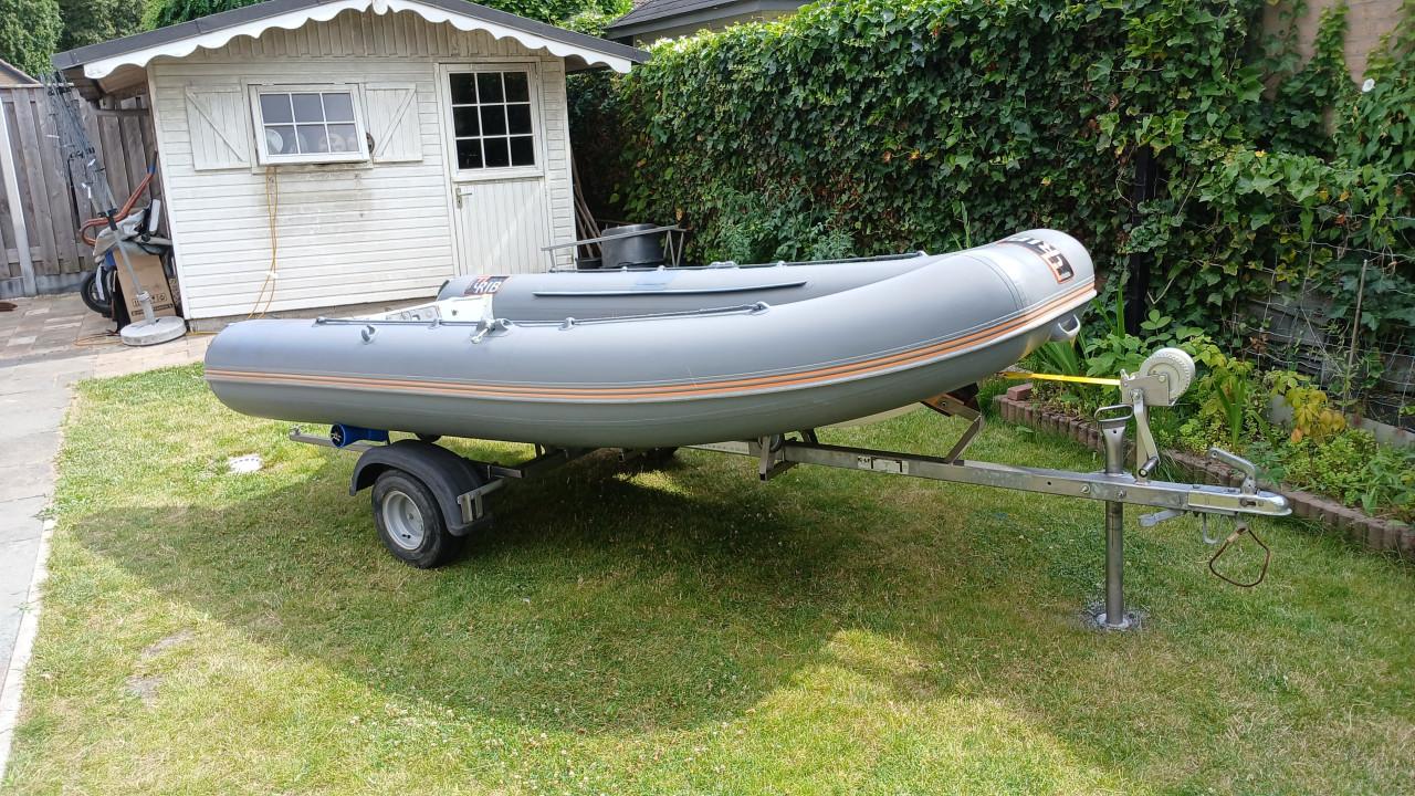 Rib rubberboot Frib360 met kalftrailer en elektromotor
