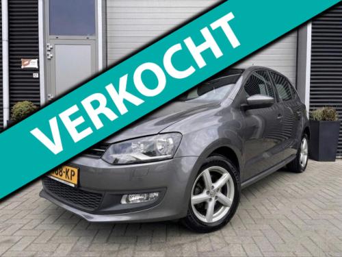 Volkswagen Polo 1.2-12v trendline/cruise control/navi/multimedia/pdc achter