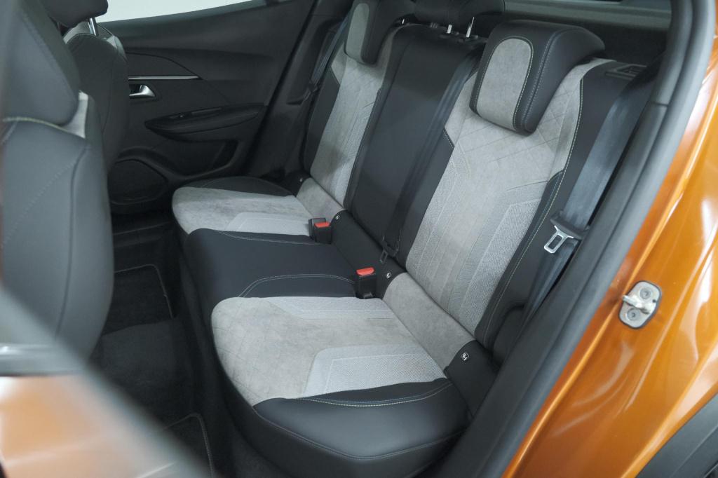 Peugeot E-2008 ev gt pack 50 kwh | 92,6% soh | panoramadak | adaptieve crui