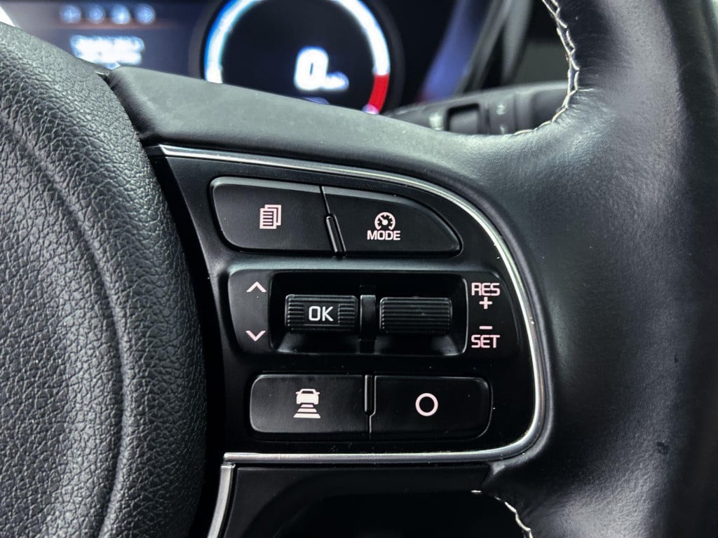 Kia E-niro executiveline 64 kwh | automaat | parker sensoren | leder | stoe
