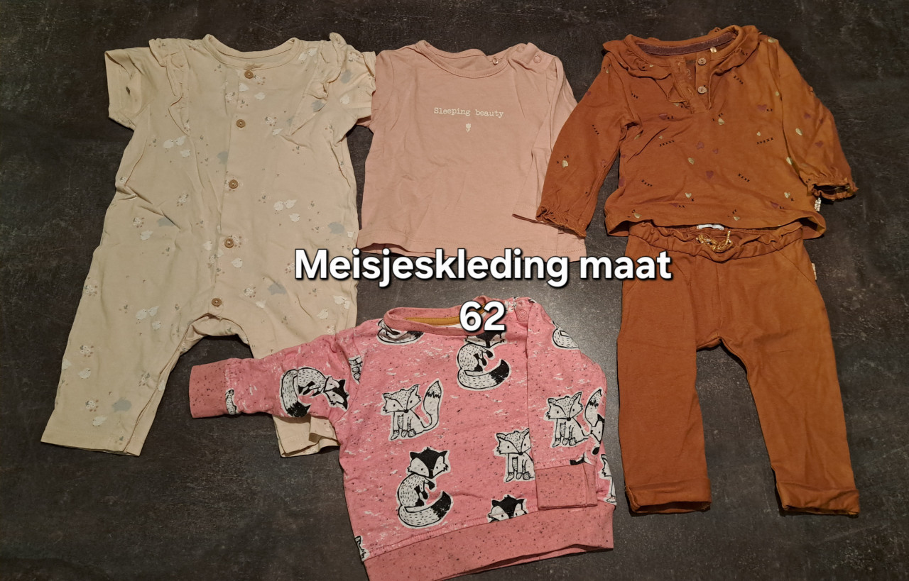 Meisjeskleding maat 62
