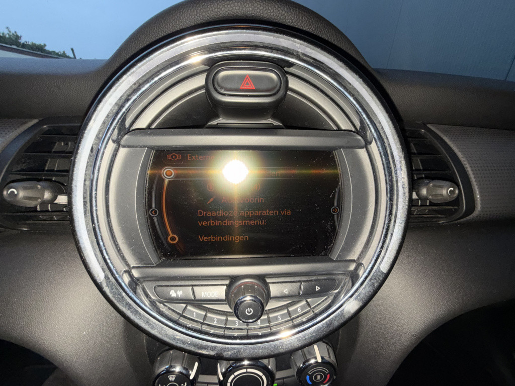 Mini Cooper mini 1.5 navigatie business 3-drs