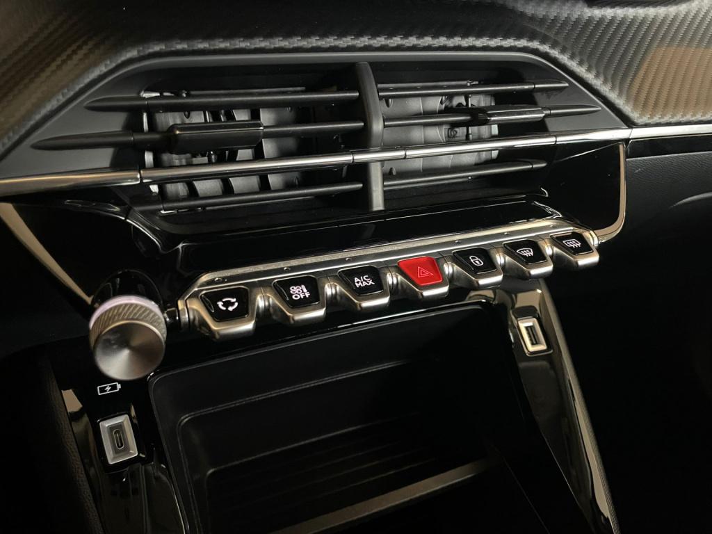 Peugeot 2008 1.2 puretech active pack