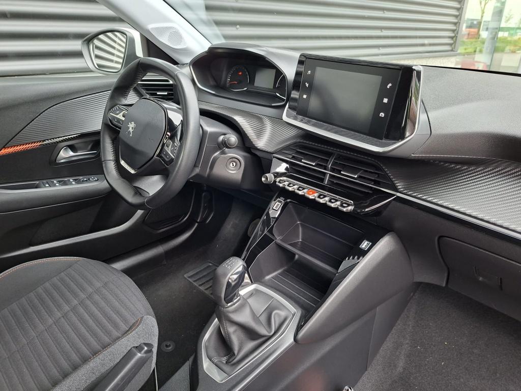 Peugeot 208 active pack 1.2