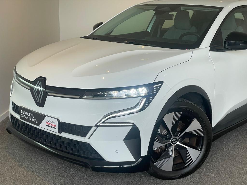 Renault Megane E-tech ev40 boost charge equilibre
