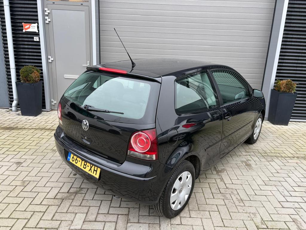 Volkswagen Polo 1.4-16v optive/hele nette auto/airco/3e eigenaar/