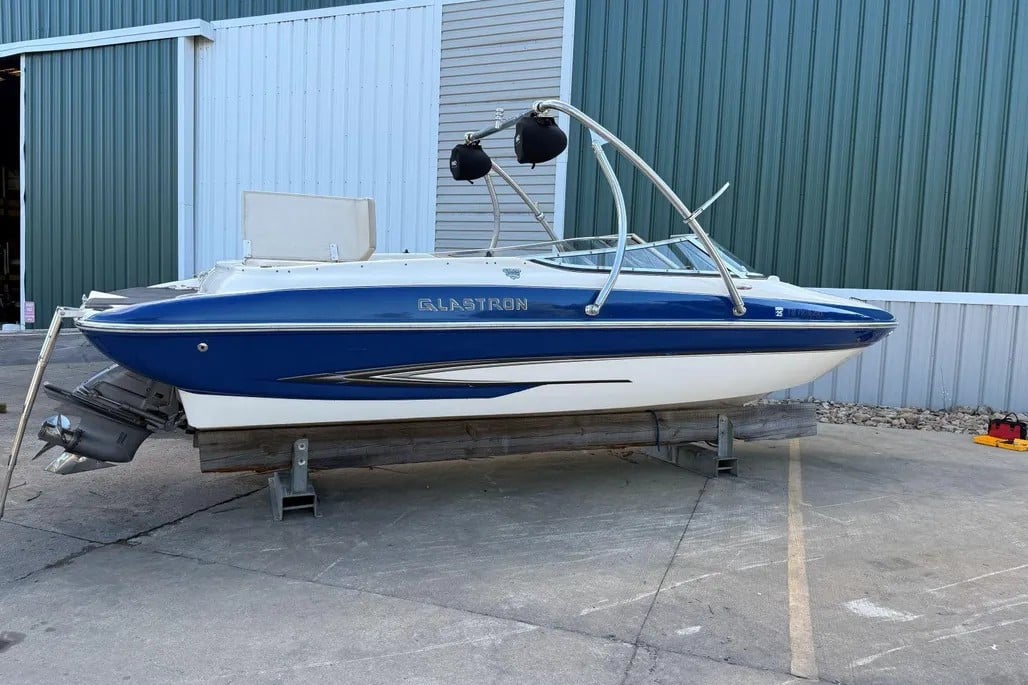 Aluminium skibeugel met wakeboard houders