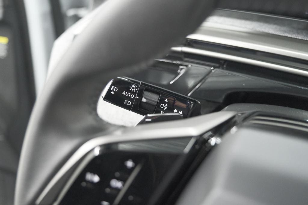 Peugeot 5008 hybrid 136 e-dcs6 allure | 7 zitplaatsen | camera | stoelverwa