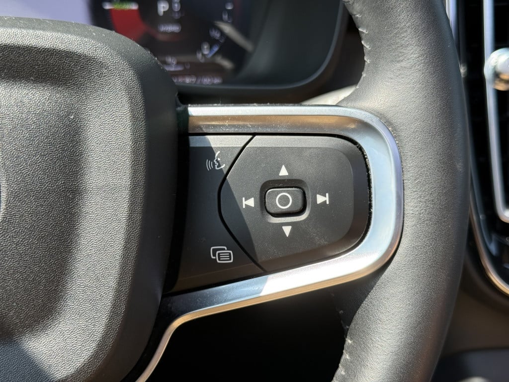 Volvo XC40 t5 262pk recharge inscription| panodak| adap.cruise| 360camera|