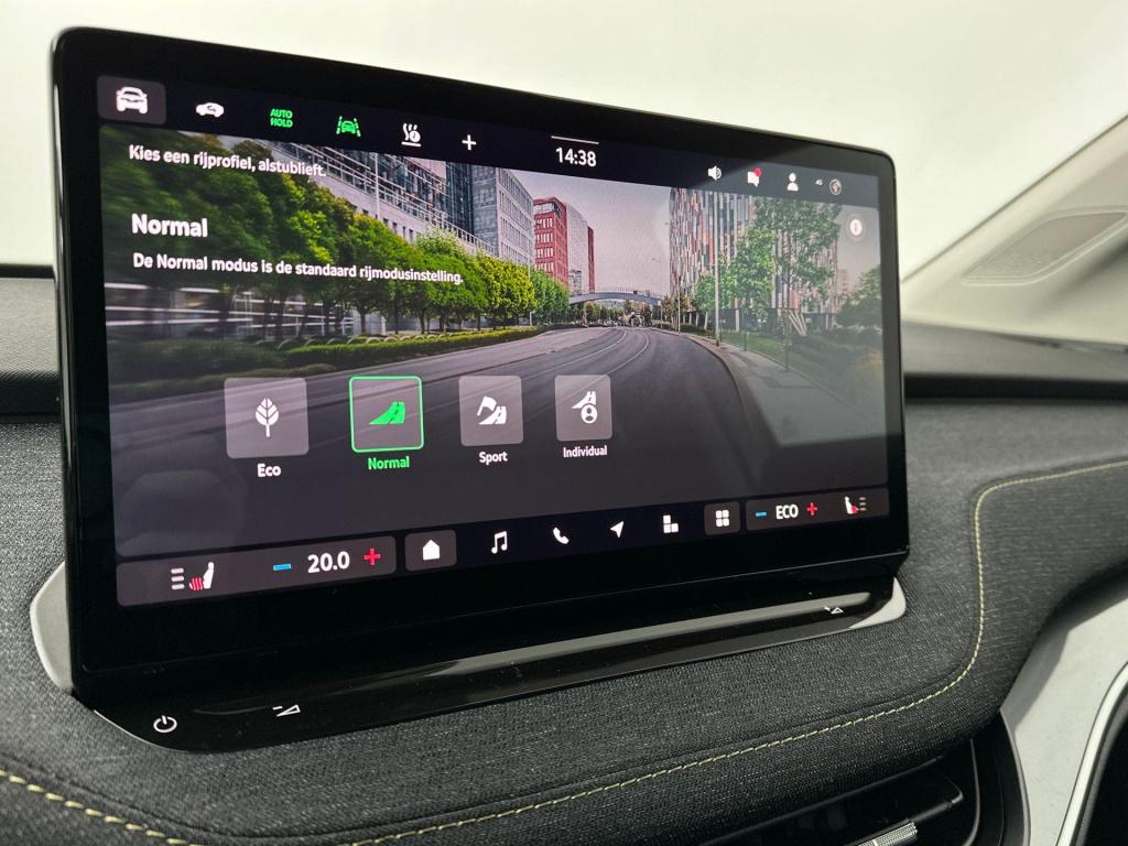 Skoda Elroq business edition elektromotor 150 kw / 204 pk suv