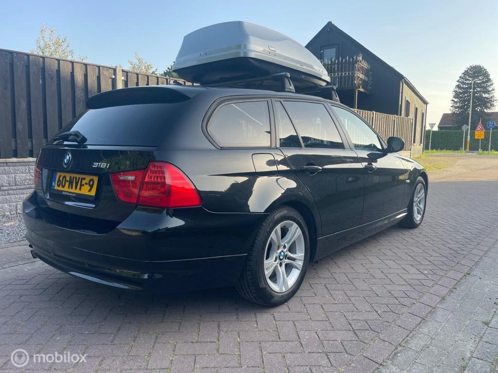 BMW 3-serie touring 318i business line