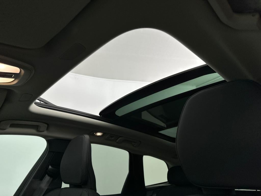 Volvo XC60 t6 398pk recharge ultra dark|