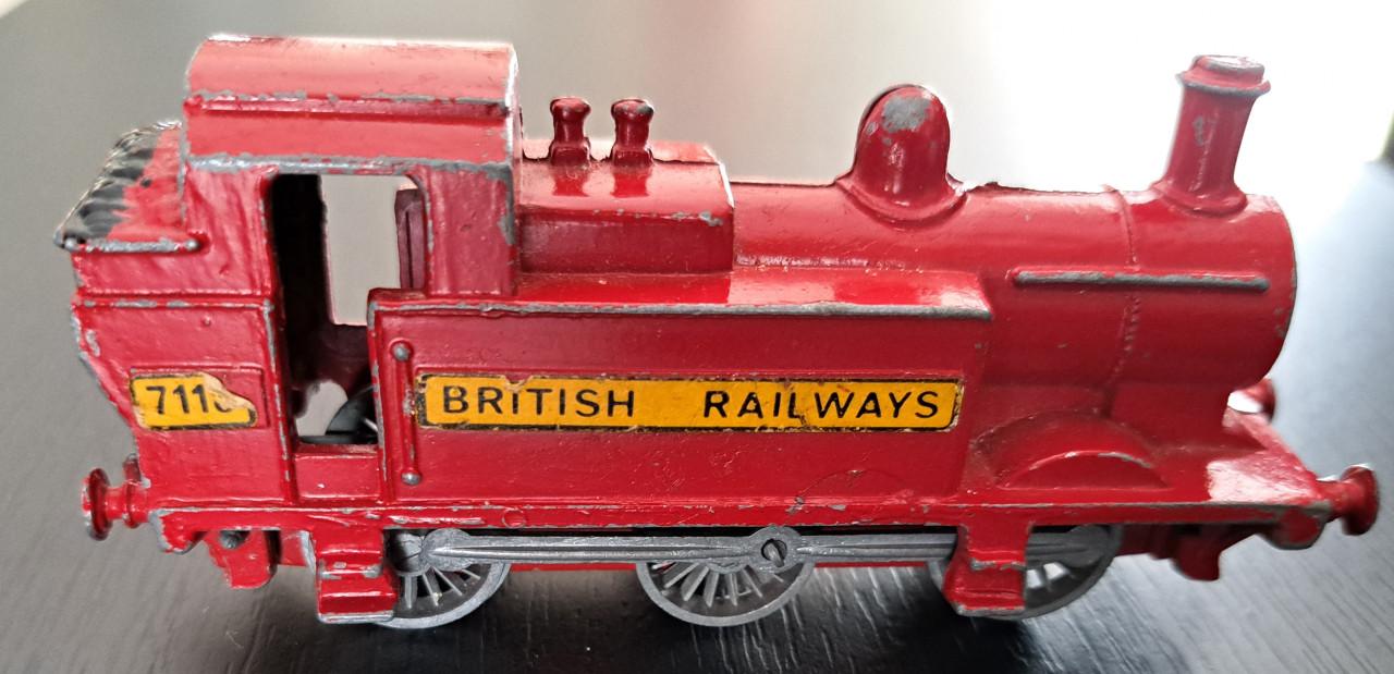 VINTAGE BRITISH RAILWAYS 7118 LOCOMOTIEF MODEL