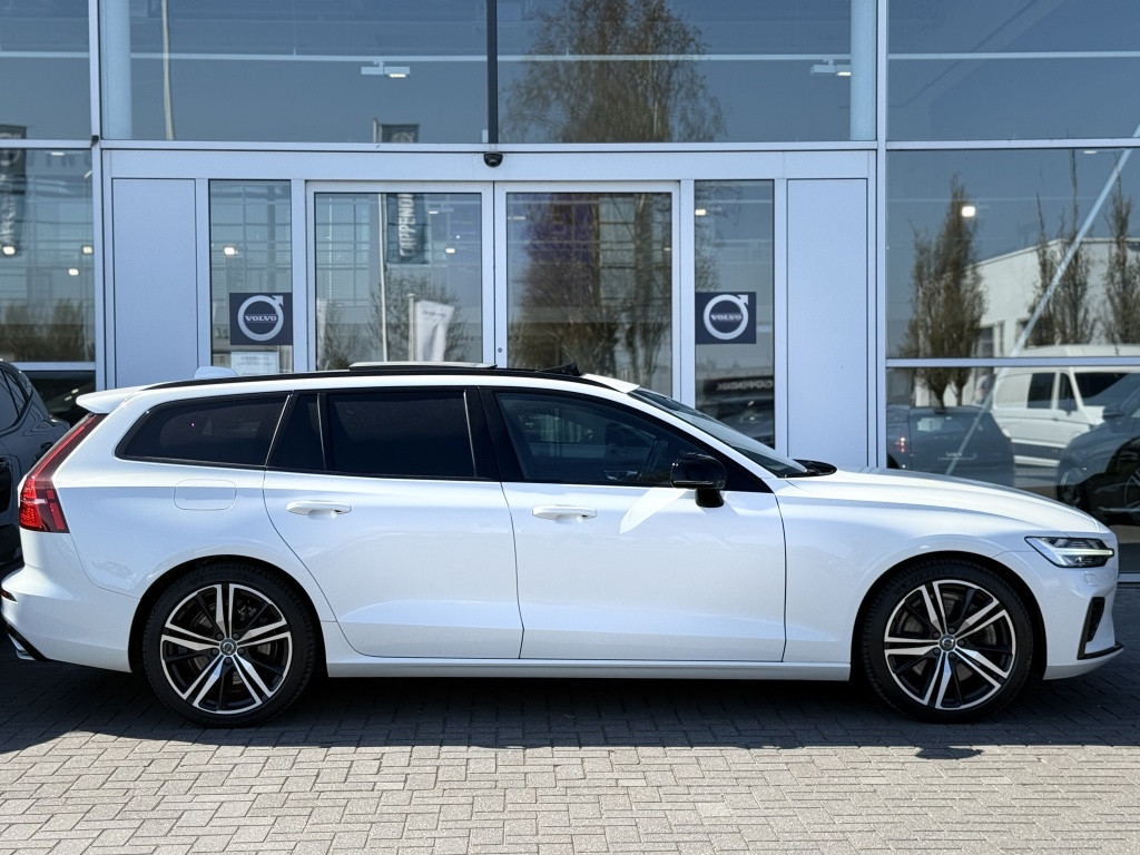 Volvo V60 t6 340pk recharge r-design| panodak| adap.cruise| h&ksound| came