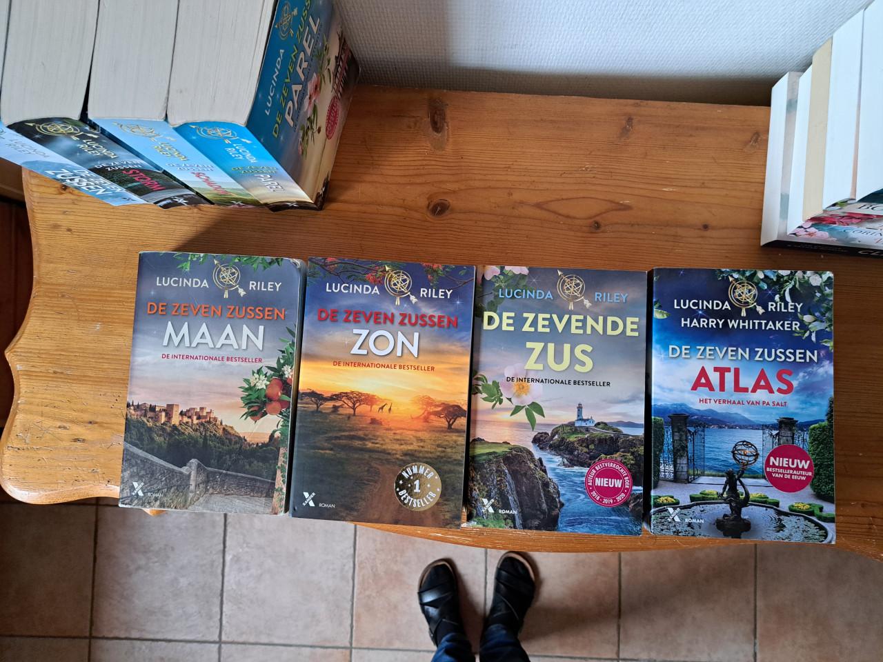 Hele serie De Zeven zussen van Lucinda Riley