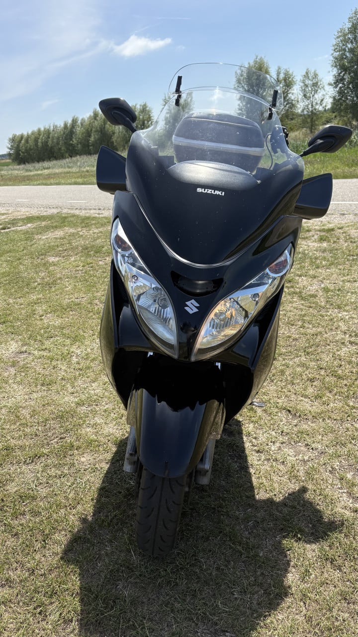 Suzuki Burgman 400 (2008)