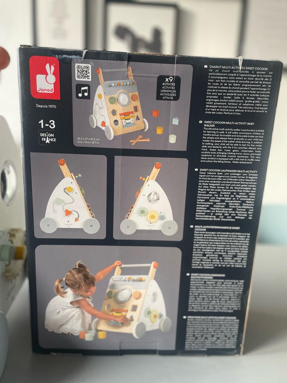 Houten loopwagen muziek