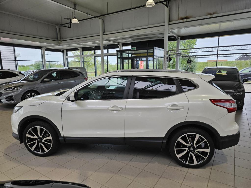 Nissan Qashqai 1.2 premier edition