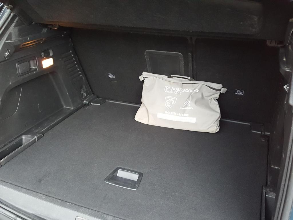 Peugeot 3008 gt 1.2-130pk automaat/eat8 navigatie| trekhaak | apple carplay