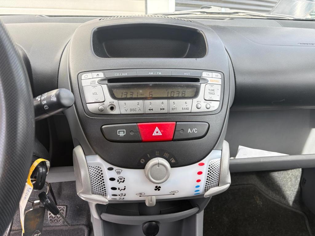 Toyota Aygo 1.0-12v now/nap/apk/airco/