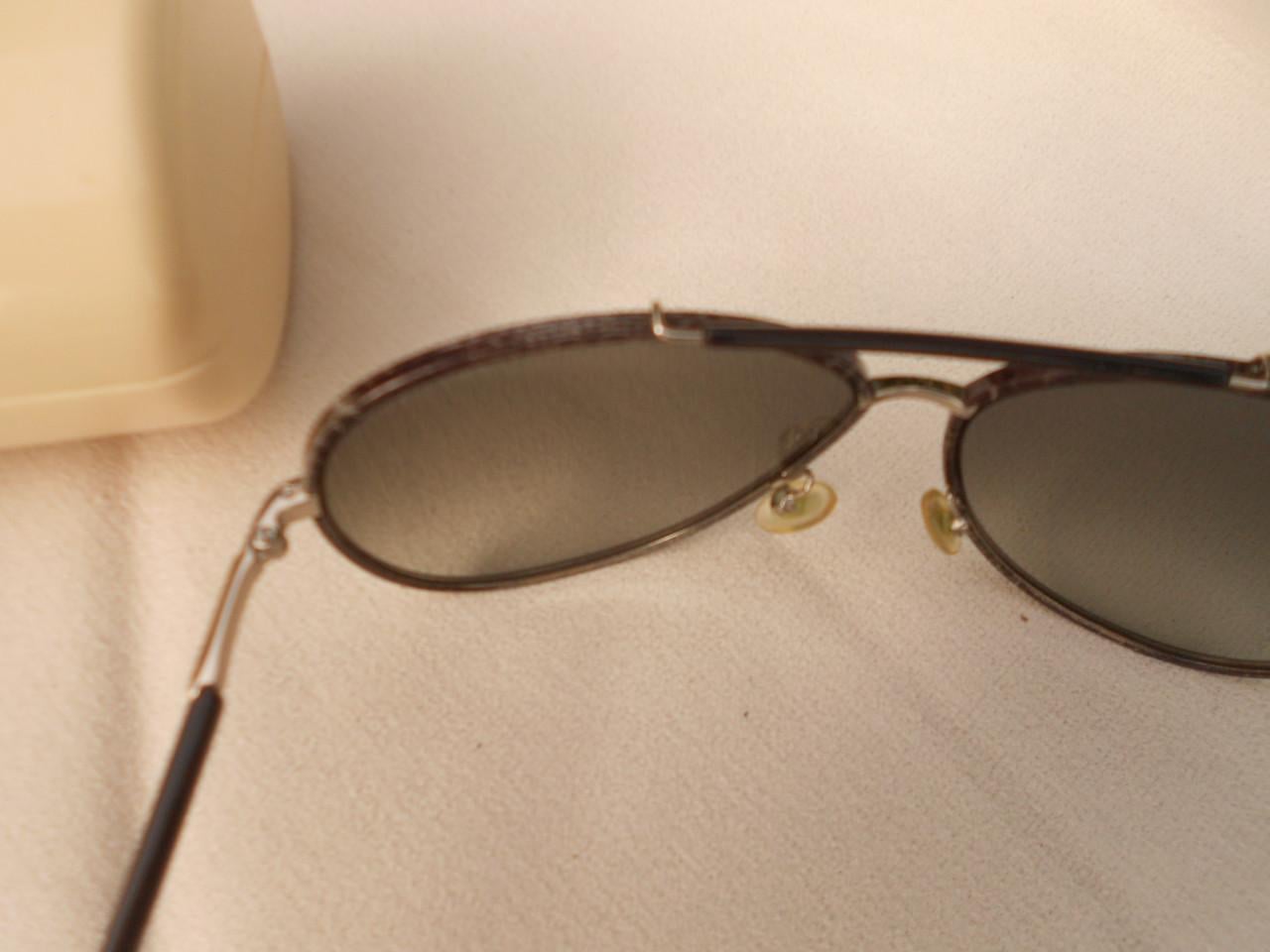 Jimmy choo heren zonnebril met case.