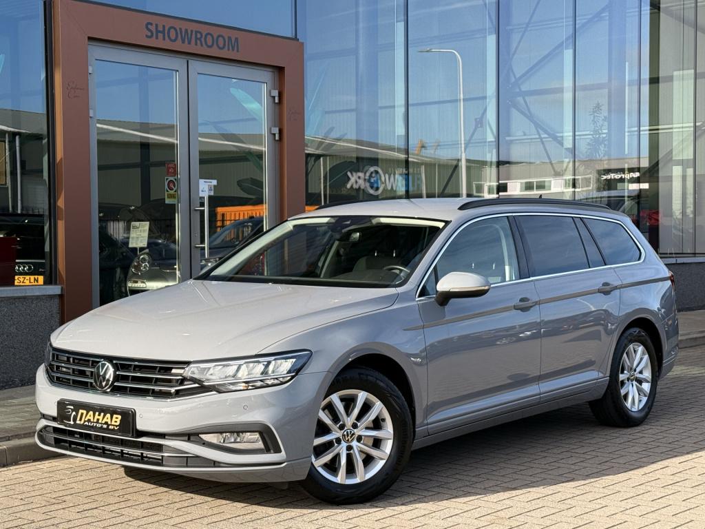 Volkswagen Passat variant 1.5 tsi business | electrische trekhaak | acc | m