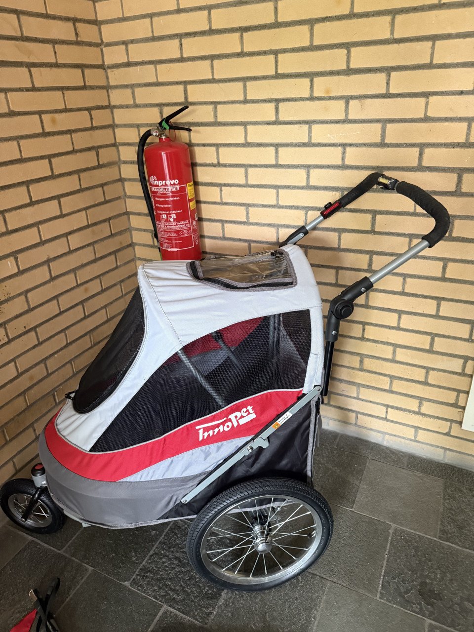 Zgan honden fietskar buggy InnoPet Sporty Dog Trailer Deluxe