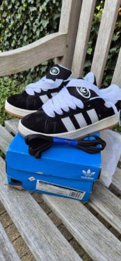 Adidas schoenen maat 39,5
